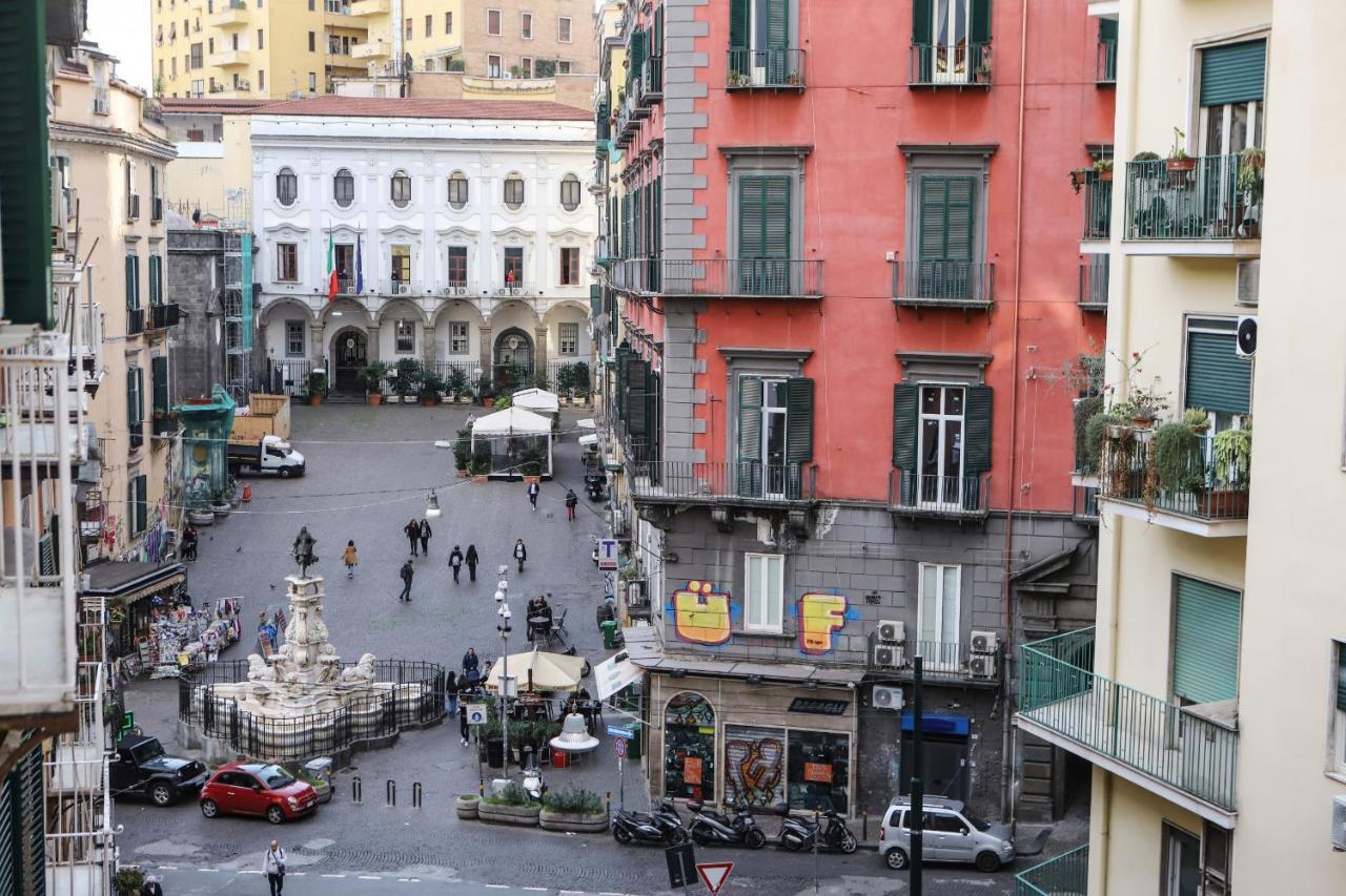 Modern Apartment At Piazza Del Gesu' By Wonderful Italy 那不勒斯 外观 照片