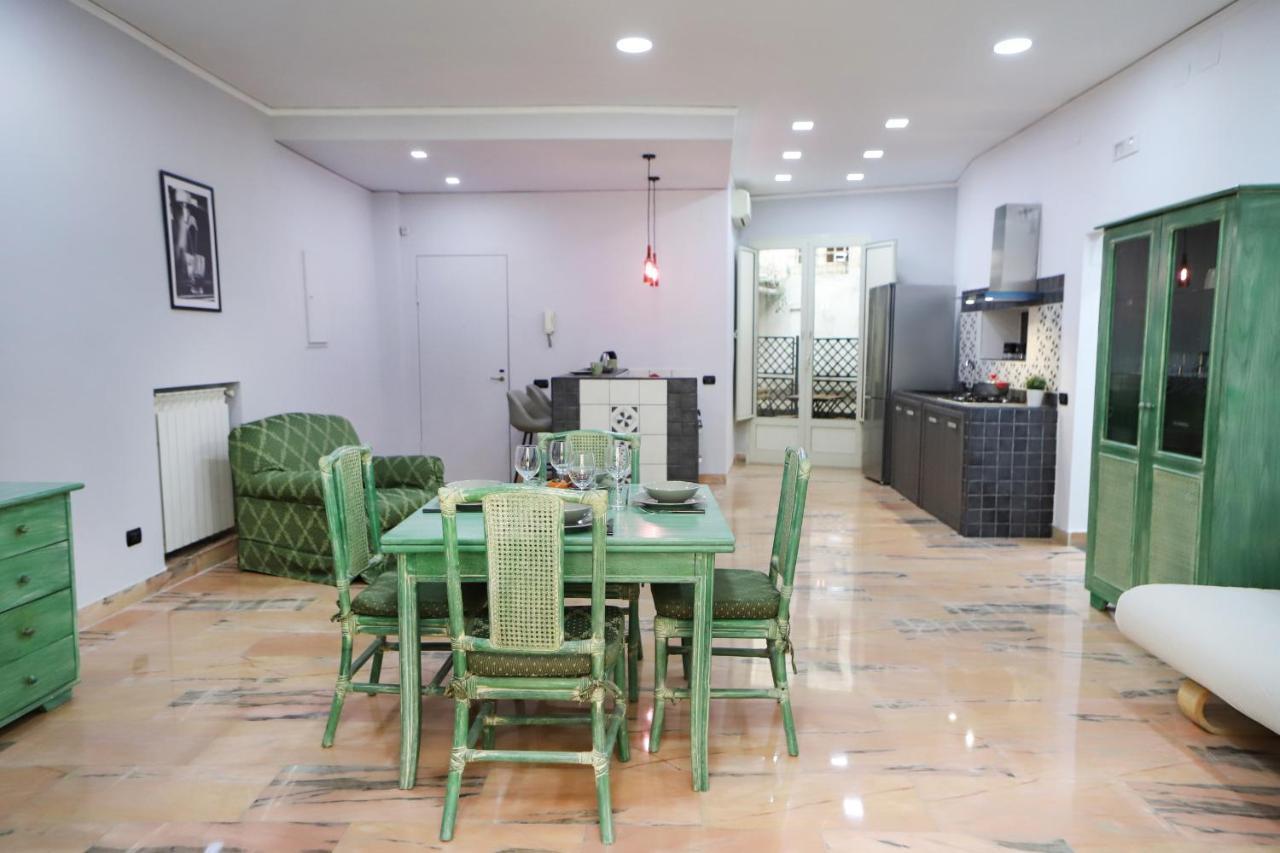 Modern Apartment At Piazza Del Gesu' By Wonderful Italy 那不勒斯 外观 照片