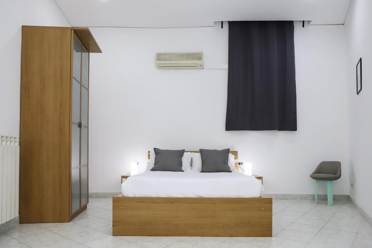 Modern Apartment At Piazza Del Gesu' By Wonderful Italy 那不勒斯 外观 照片