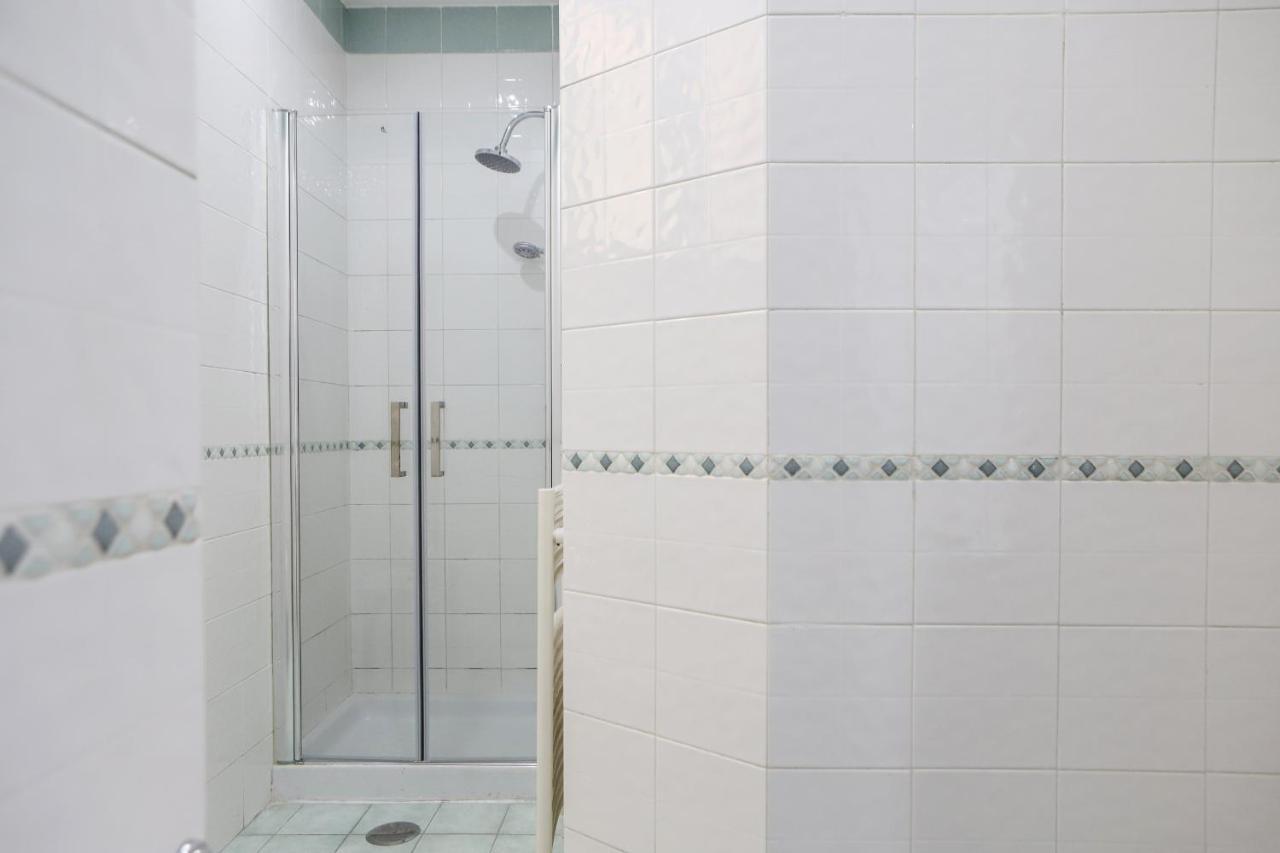 Modern Apartment At Piazza Del Gesu' By Wonderful Italy 那不勒斯 外观 照片